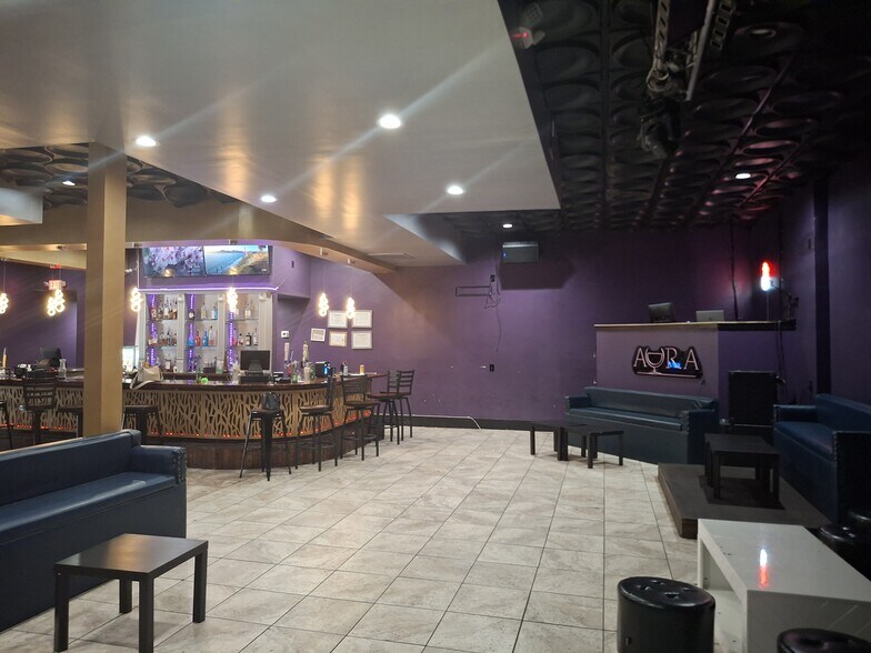3707-3725 Colony Dr, San Antonio, TX à louer - Photo intérieure – Image 3 sur 8