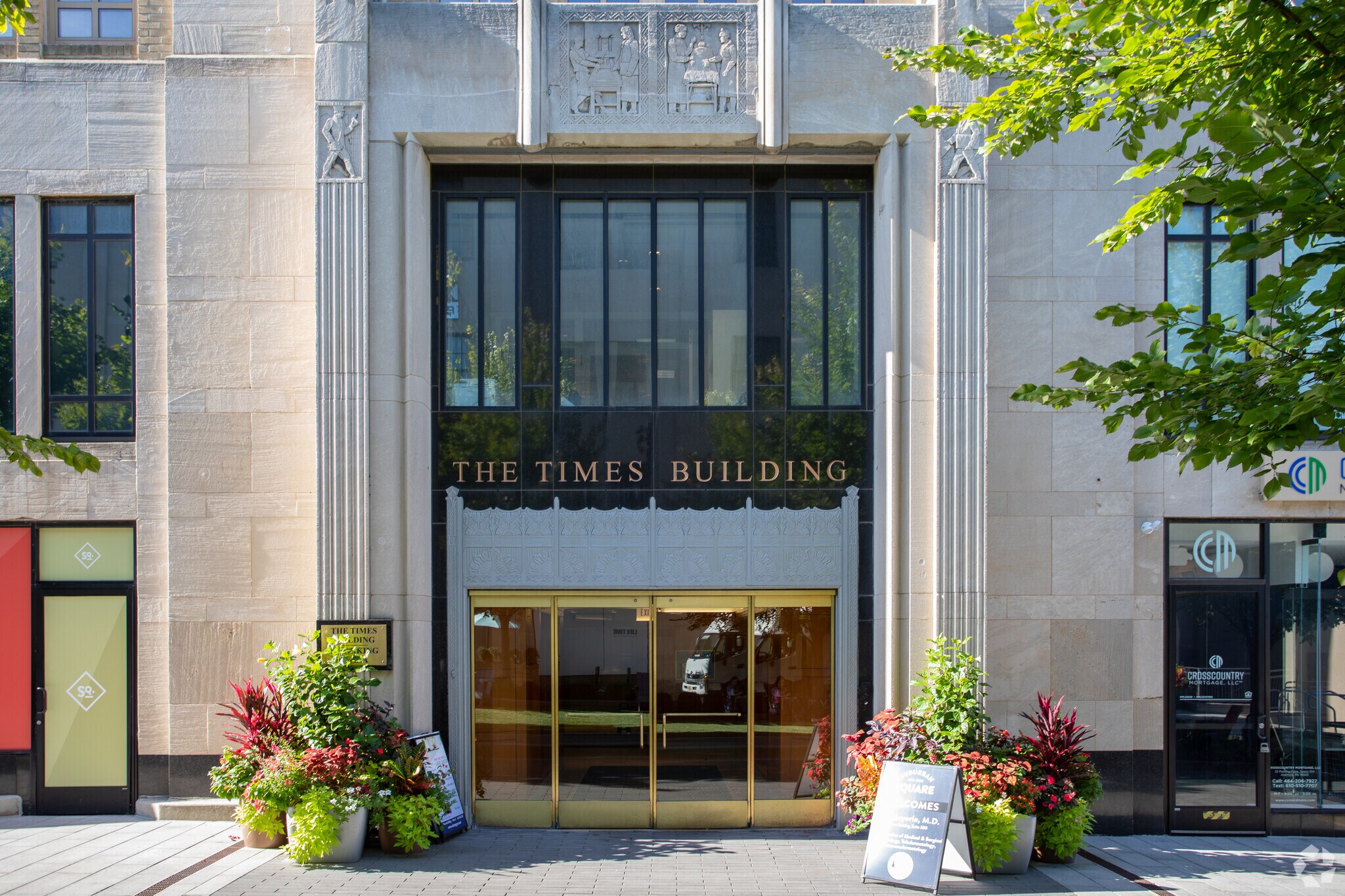 6 Coulter Ave, Ardmore, PA à louer Photo de l’immeuble– Image 1 sur 34