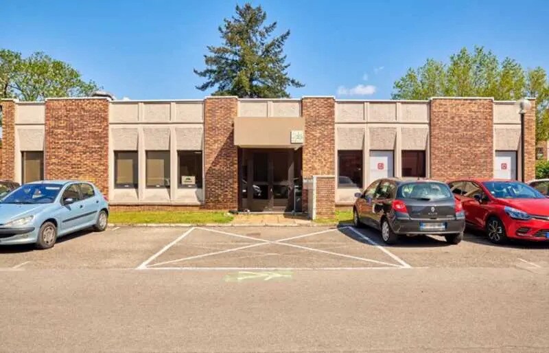 33 Avenue Du Docteur Georges Lévy, Vénissieux à louer - Photo de l’immeuble – Image 2 sur 44