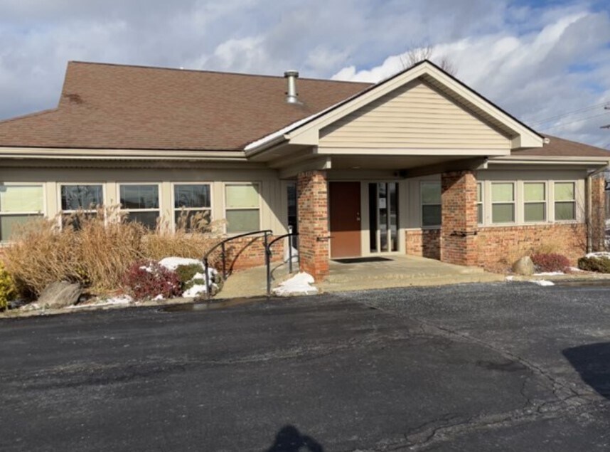 8150 Market St, Youngstown, OH à louer Photo de l’immeuble– Image 1 sur 2