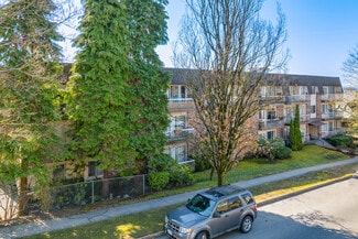 Plus de détails pour 3848 Pender St, Burnaby, BC - Logement à vendre