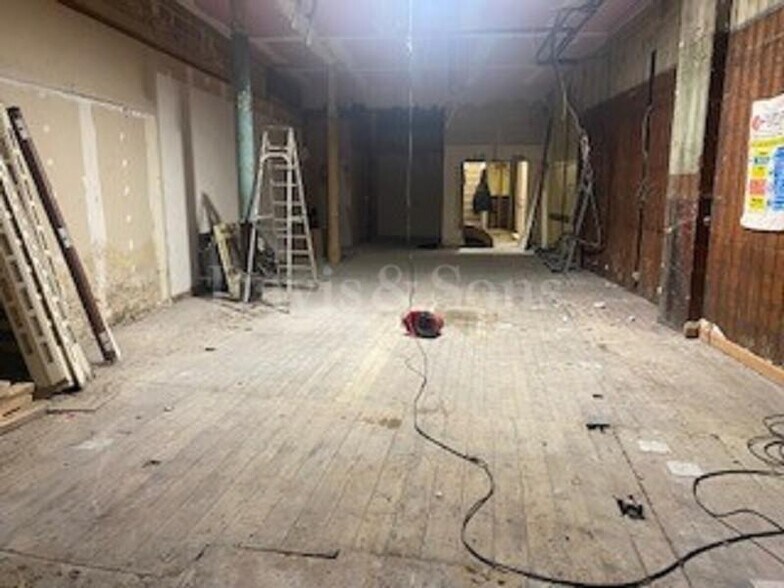 173 Commercial St, Newport à louer - Photo de l’immeuble – Image 3 sur 7