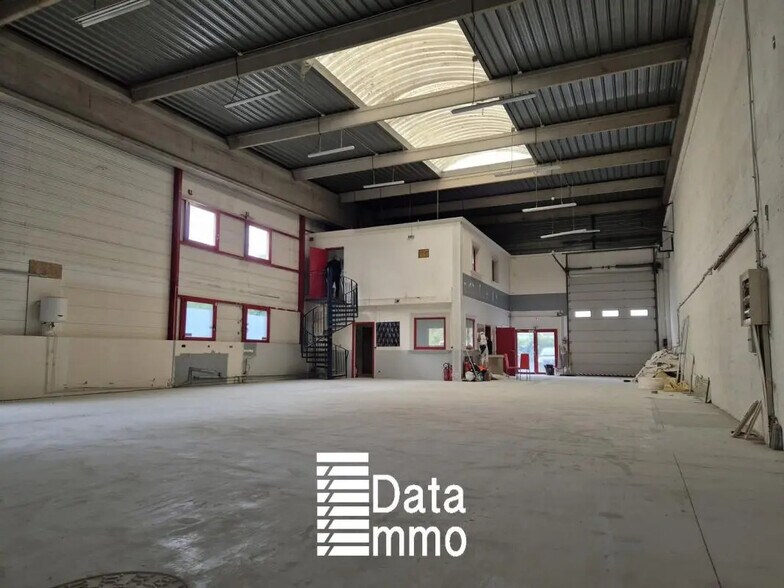 11 Rue Marcel Dassault, Bondy à louer - Photo de l’immeuble – Image 3 sur 12