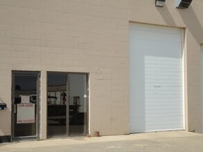 235 MacKay Cres, Wood Buffalo, AB à louer Photo de l’immeuble– Image 2 sur 13