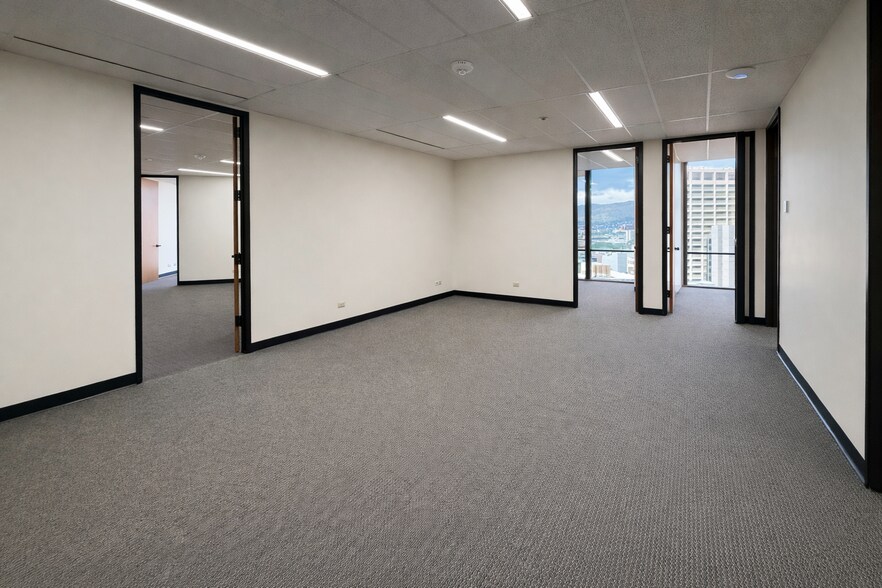 733 Bishop St, Honolulu, HI à louer - Photo principale – Image 1 sur 4