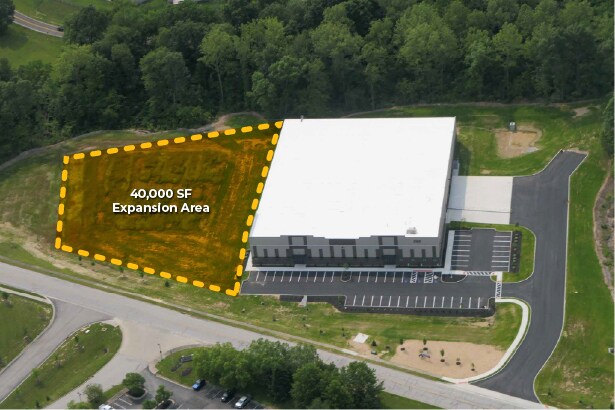 2105 Gateway Blvd, Hebron, KY à louer - Photo de l’immeuble – Image 2 sur 10