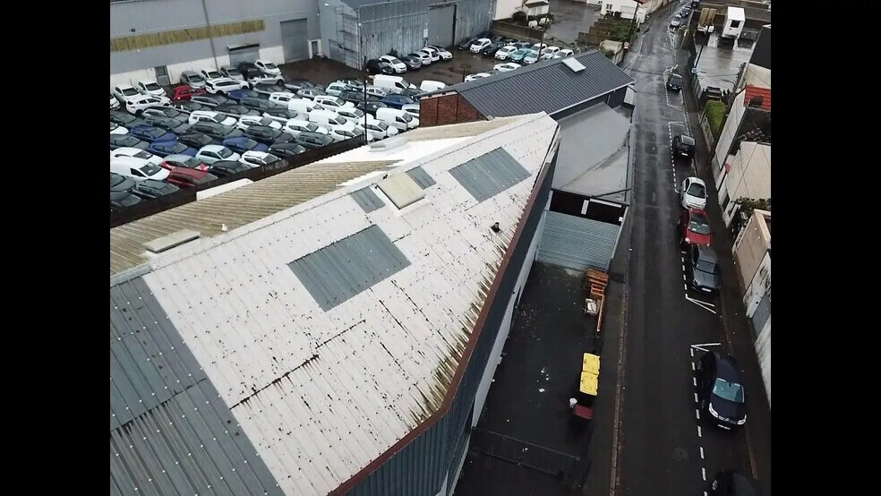 Local d'activités dans Le Havre à vendre - Photo de l’immeuble – Image 3 sur 6
