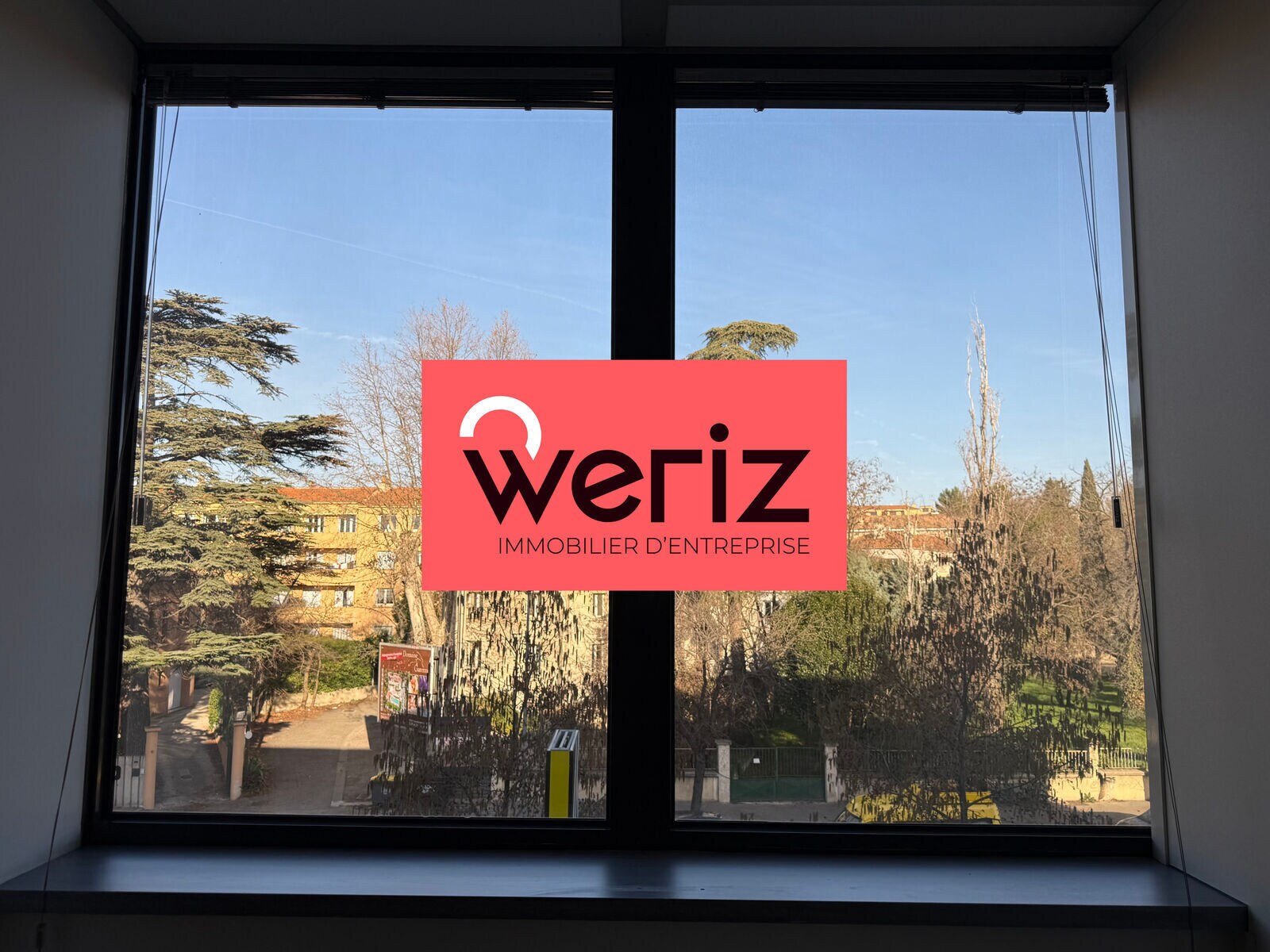 7 B B Route De Galice, Aix-en-Provence à louer Photo de l’immeuble– Image 1 sur 10