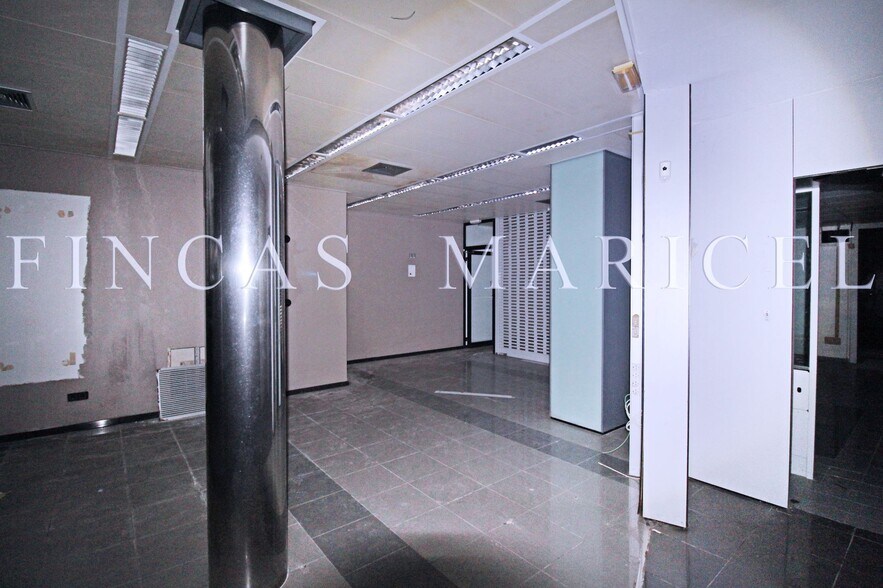 Local commercial dans Sitges, Barcelona à vendre - Photo de l’immeuble – Image 2 sur 17