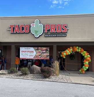 Plus de détails pour 3 Taco Pros Franchises (Leased) No CRE – Local commercial à vendre