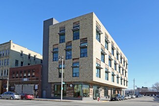 Plus de détails pour 130 W Bruce St, Milwaukee, WI - Bureau à louer