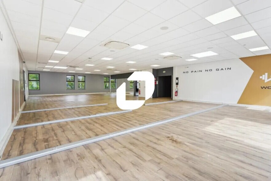 Bureau dans Champigny-sur-Marne à louer - Photo de l’immeuble – Image 1 sur 9