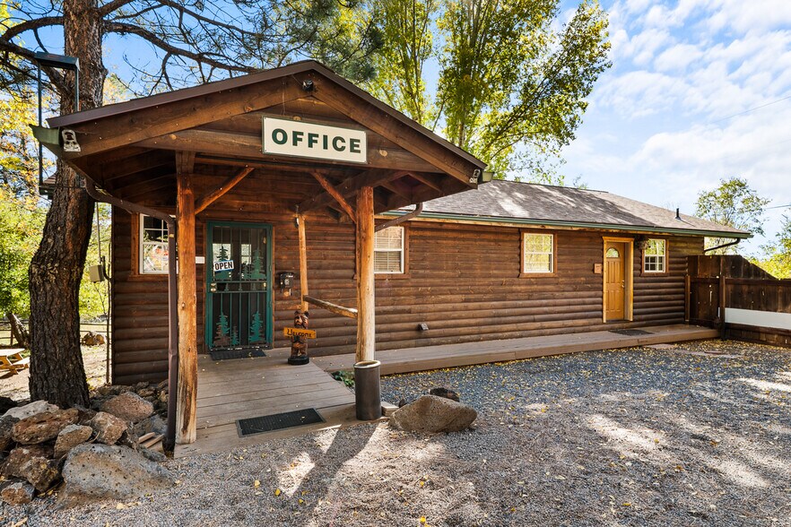 2089 E White Mountain Blvd, Pinetop, AZ à vendre - Photo de l’immeuble – Image 2 sur 46