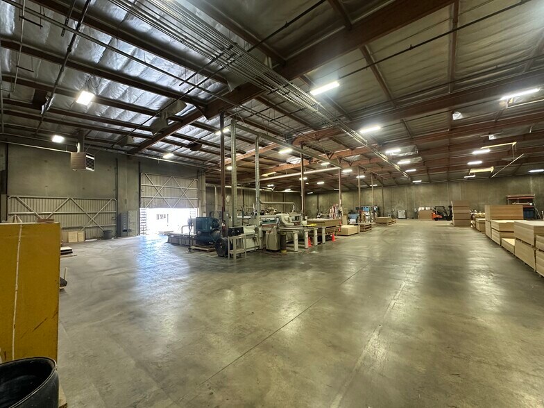 15120-15200 Marquardt Ave, Santa Fe Springs, CA à louer - Photo de l’immeuble – Image 2 sur 5