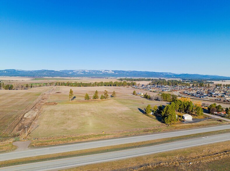 3273 US 93 N, Kalispell, MT à vendre - Photo de l’immeuble – Image 2 sur 10