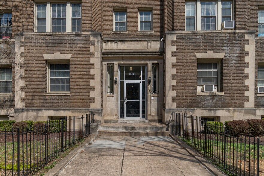1429 Columbia Rd NW, Washington, DC à vendre - Photo principale – Image 1 sur 9