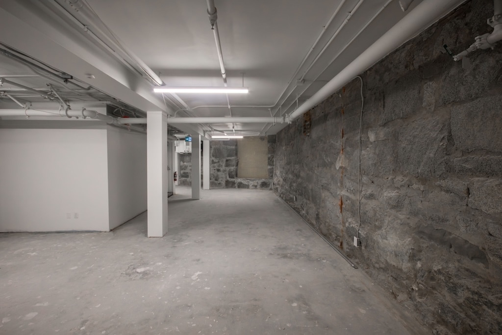 342 Water St, Vancouver, BC à louer Photo intérieure– Image 1 sur 6