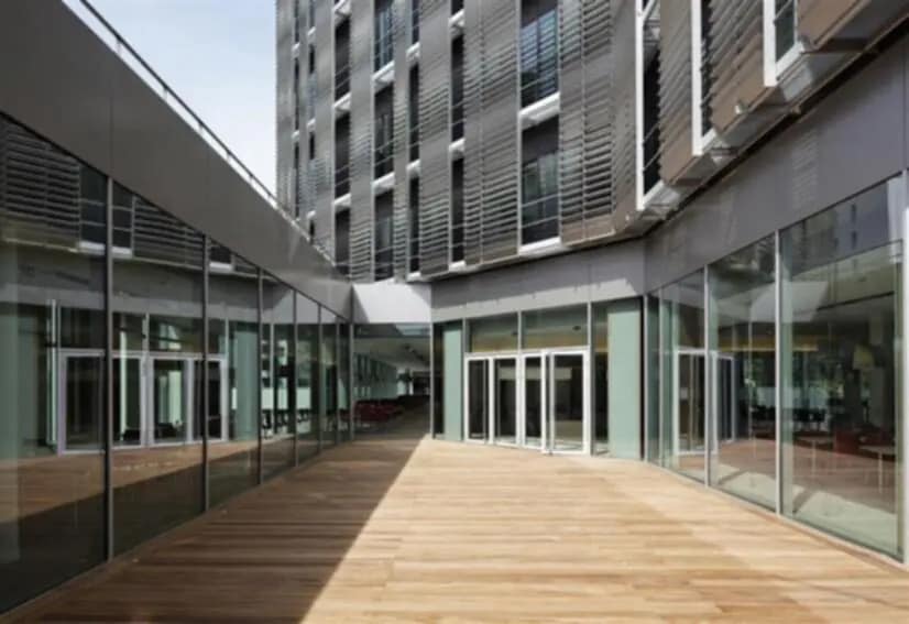 140 Boulevard Macdonald, Paris à louer - Photo de l’immeuble – Image 2 sur 8