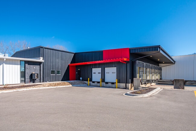 Plus de détails pour 2919 Packers Ave, Madison, WI - Industriel/Logistique à louer