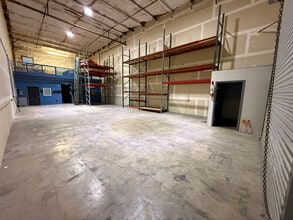 201 Kapaa Quarry Rd, Kailua, HI à louer Photo intérieure– Image 2 sur 2