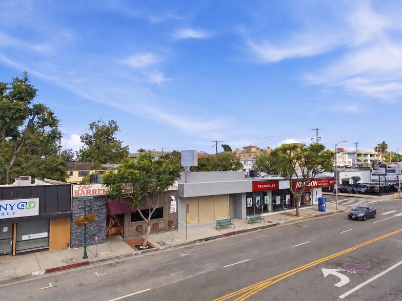 4553 Van Nuys Blvd, Sherman Oaks, CA à louer - Photo de l’immeuble – Image 3 sur 7