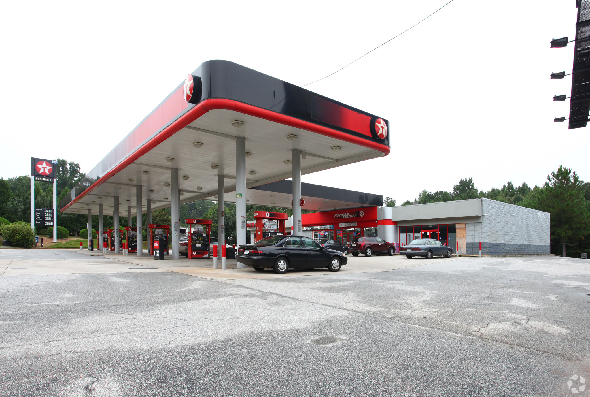 5631 Covington Hwy, Stone Mountain, GA à louer Photo principale– Image 1 sur 2