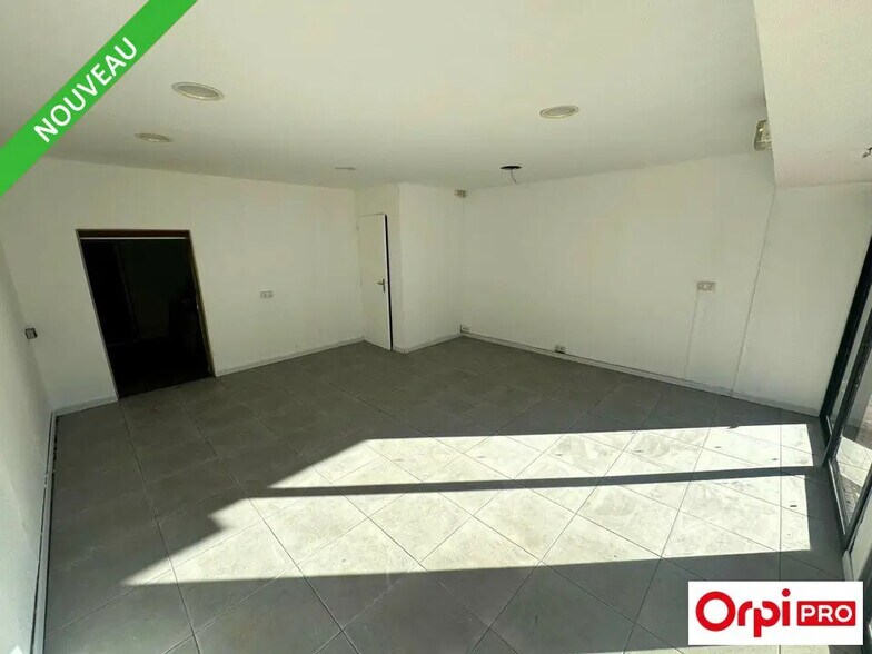 Local commercial dans Ablon-sur-Seine à vendre - Photo intérieure – Image 3 sur 7