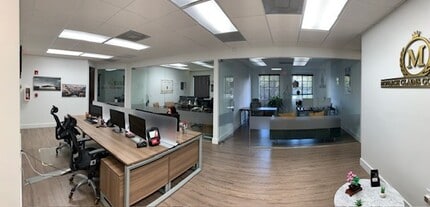12955 SW 132nd St, Miami, FL à louer Photo intérieure– Image 1 sur 8