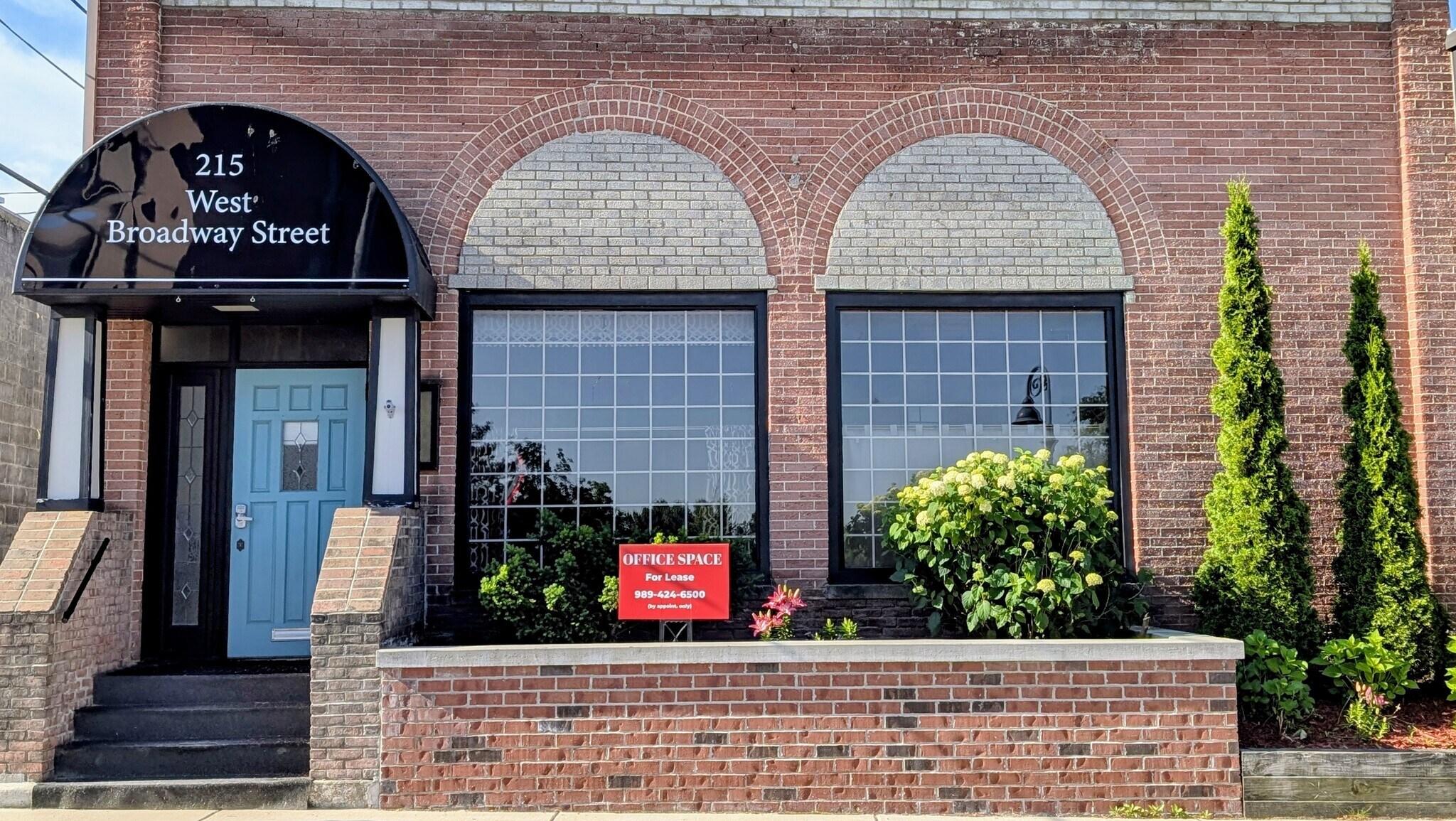 215 W Broadway St, Mount Pleasant, MI à louer Photo de l’immeuble– Image 1 sur 5