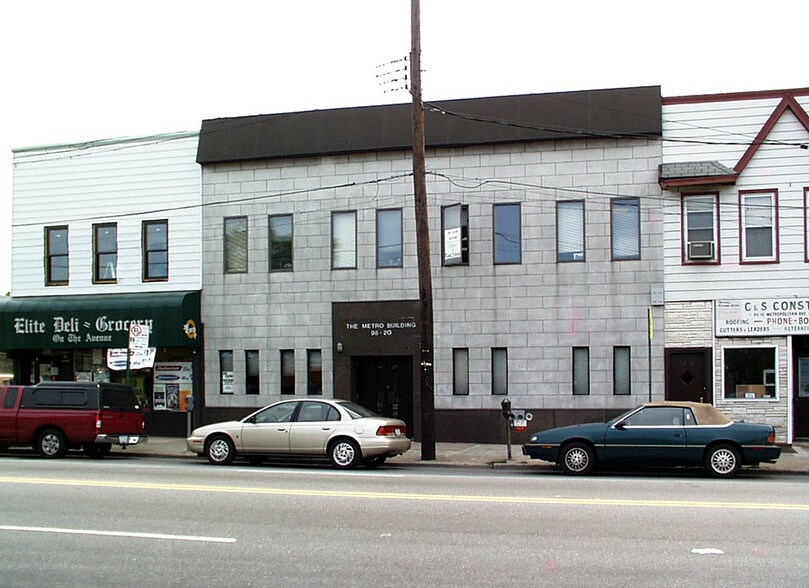 98-20 Metropolitan Ave, Forest Hills, NY à louer - Photo principale – Image 1 sur 6