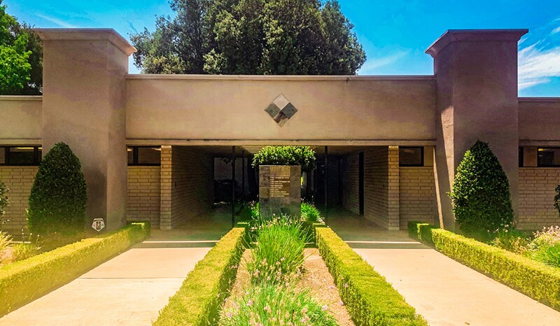 2930-3010 N Fresno St, Fresno, CA à louer - Photo de l’immeuble – Image 1 sur 1