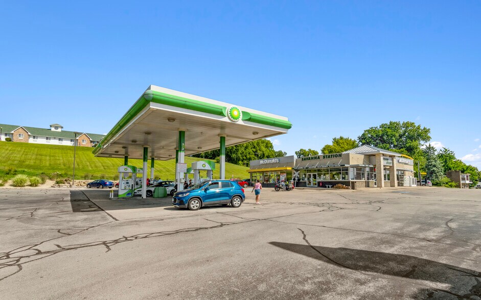 1230 Chicago Ave, Savanna, IL à vendre - Photo principale – Image 1 sur 16