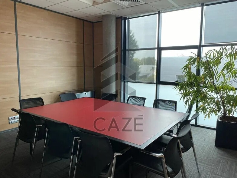 Bureau dans Mérignac à vendre - Photo de l’immeuble – Image 3 sur 5