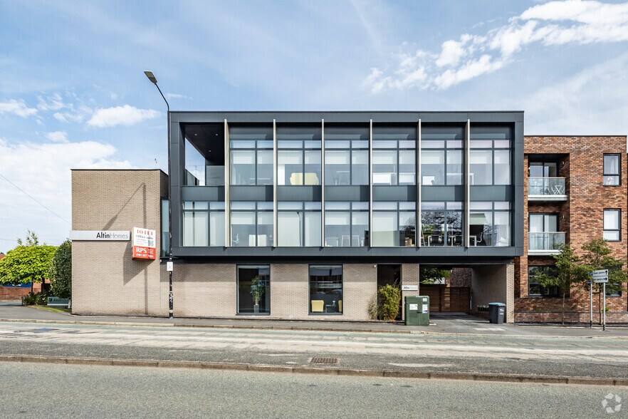 1A Woodlands Rd, Altrincham à louer - Photo principale – Image 1 sur 3