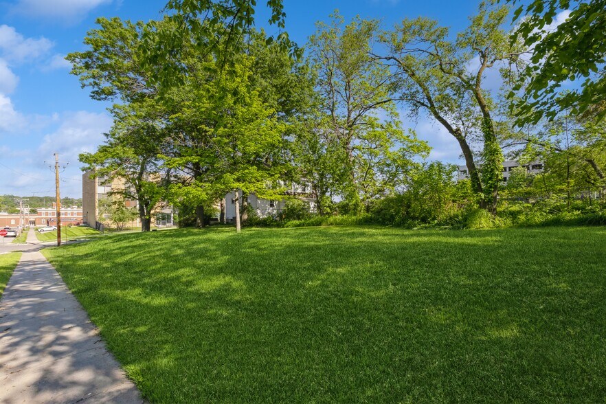 1220 3rd Street, Des Moines, IA à vendre - Photo de l’immeuble – Image 3 sur 15