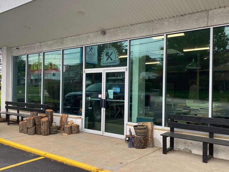 735 N York Rd, Willow Grove, PA à vendre - Photo de l’immeuble – Image 2 sur 5