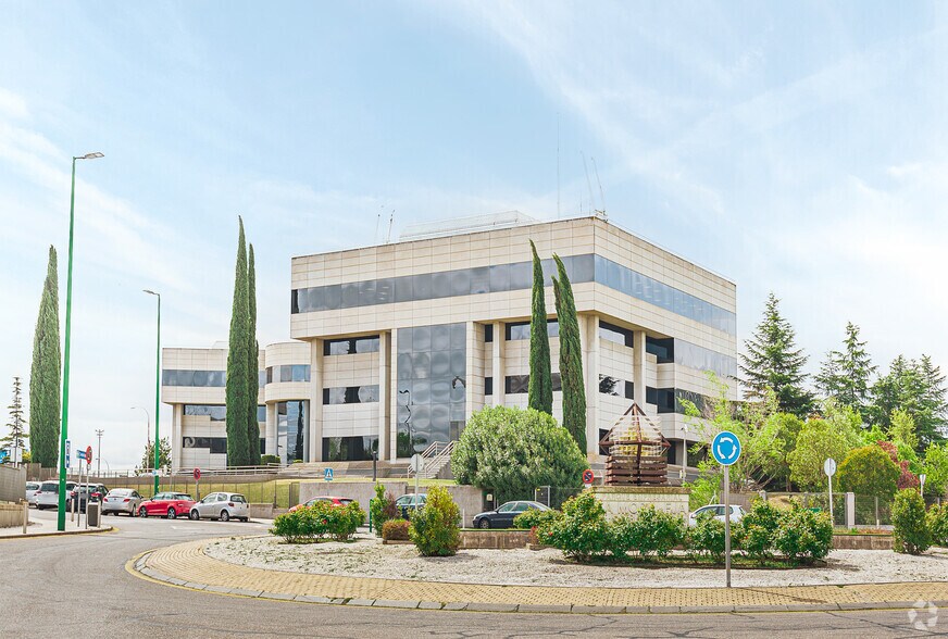 Avenida de Europa, 24, Alcobendas, Madrid à louer - Photo de l’immeuble – Image 2 sur 21