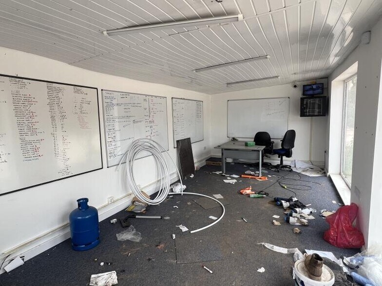 104-108 Avon St, Coventry à louer - Photo intérieure – Image 3 sur 8