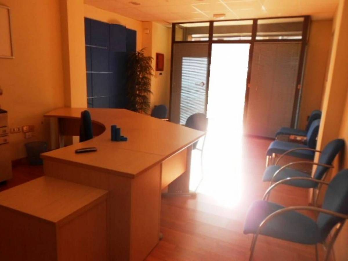 Local commercial dans Sant Joan de Vilatorrada, Barcelona à louer Photo de l’immeuble– Image 1 sur 5