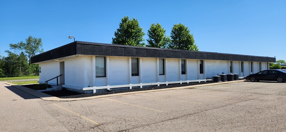 585 Jewett Rd, Mason, MI à louer - Photo de l’immeuble – Image 2 sur 7