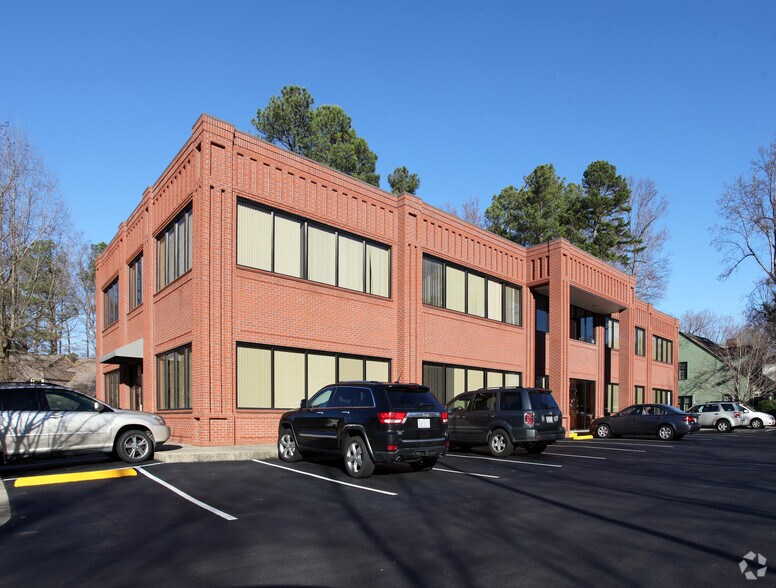 3713 Benson Dr, Raleigh, NC à louer - Photo de l’immeuble – Image 2 sur 4