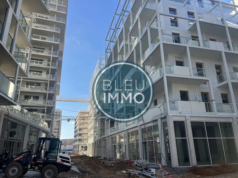 Local commercial dans Nice à louer - Photo de l’immeuble – Image 1 sur 5