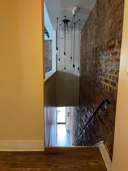 631 Pennsylvania Ave SE, Washington, DC à louer - Photo intérieure – Image 2 sur 12