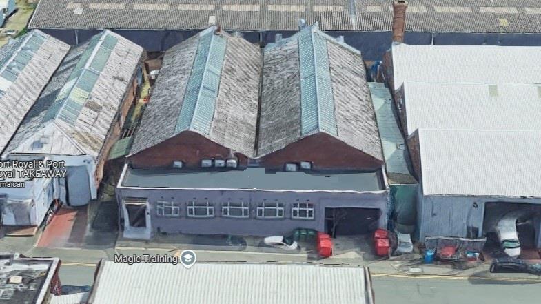 265 Water Rd, Wembley à vendre Photo de l’immeuble– Image 1 sur 3