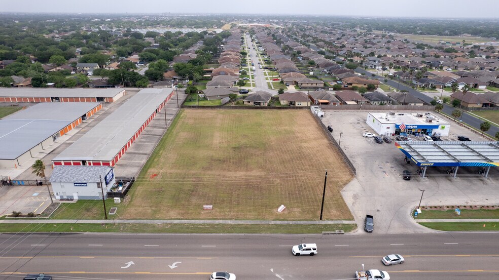 6802 Weber Rd, Corpus Christi, TX à vendre - Photo de l’immeuble – Image 2 sur 11