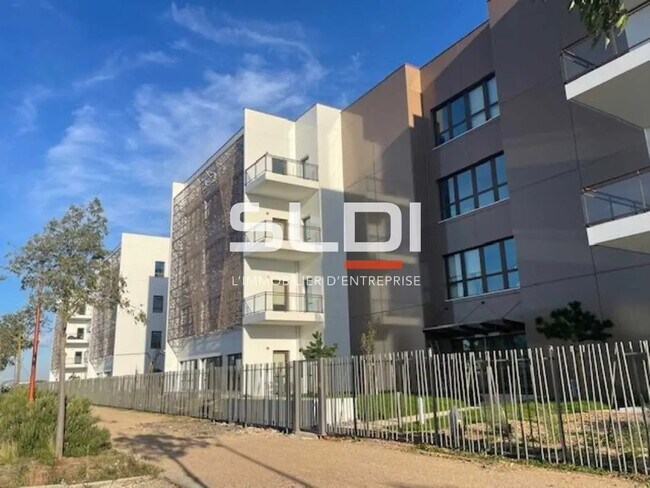 Plus de détails pour Bureau à vendre