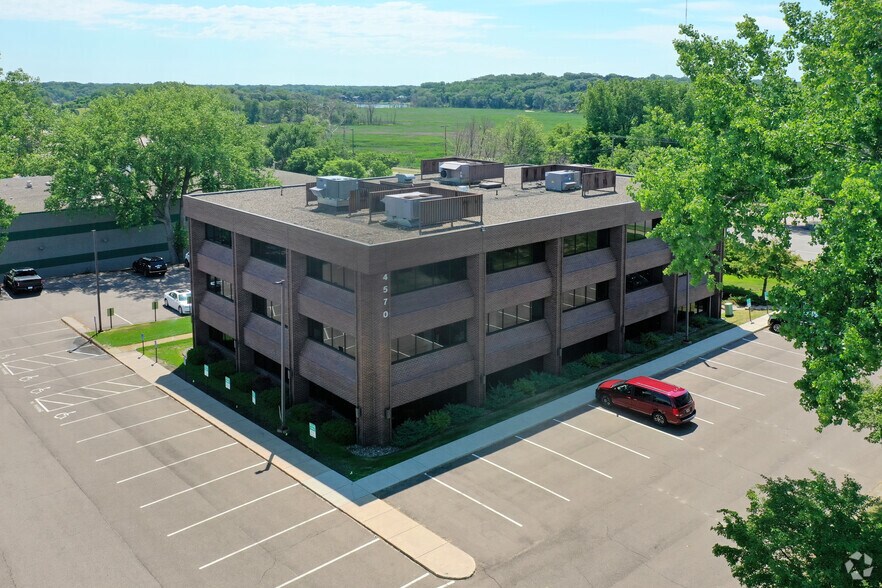 4570 Churchill St, Shoreview, MN à louer - Aérien – Image 2 sur 3