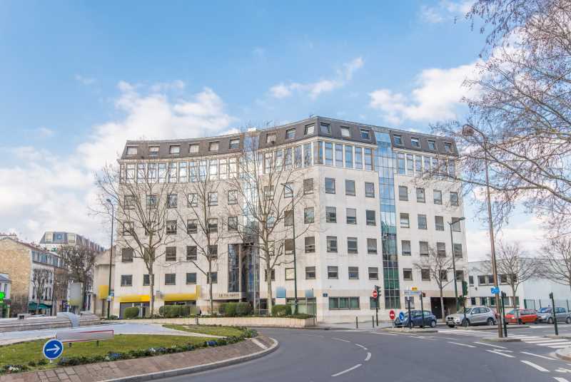 Bureau dans La Garenne-Colombes à louer - Photo de l’immeuble – Image 2 sur 10