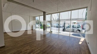 Plus de détails pour Local commercial à louer