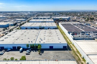 Plus de détails pour 2501-2551 S Alameda St, Los Angeles, CA - Industriel/Logistique à louer